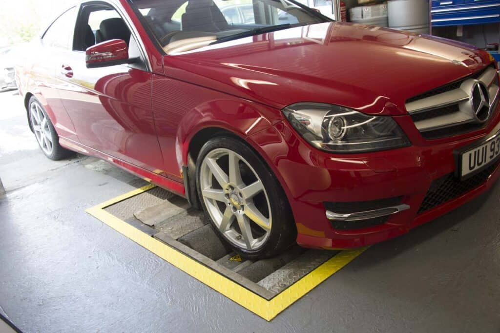 Mercedes Specialist and Parts Supplier in Coleraine, serving all of Northern Ireland - MOT prep